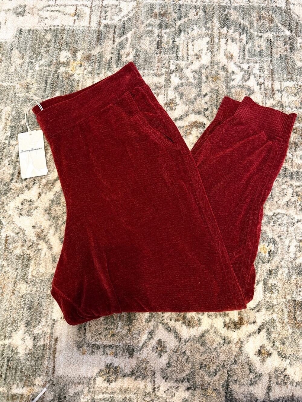 Tommy Bahama Super Soft Burgundy SweatPants Size Large New With TAG